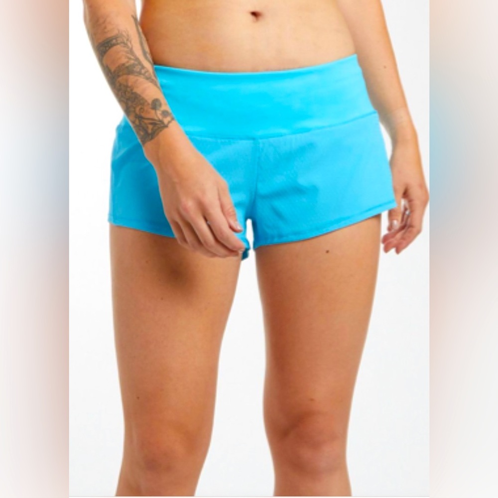 Oiselle Mac Roga Shorts Size 8 NWT